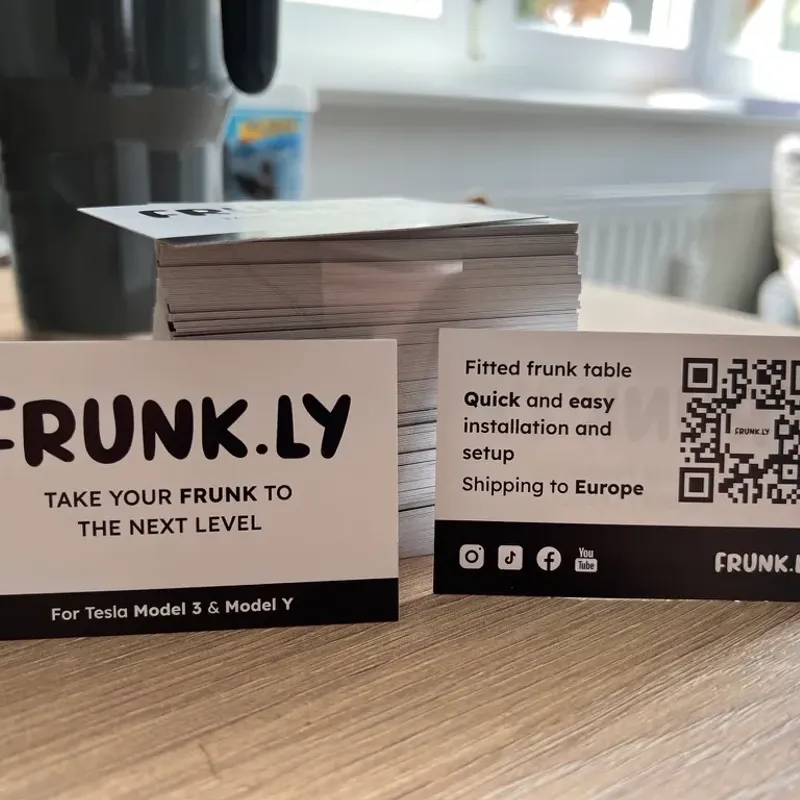 Frühe Frunkly Marken- und Logoentwicklung