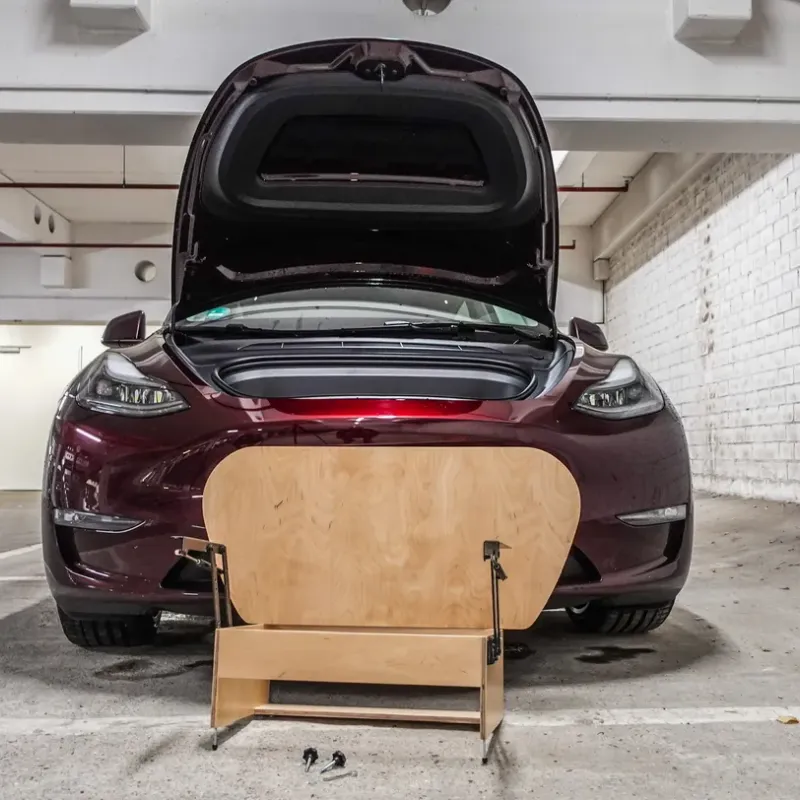 Professionelles Produktfoto des Frunkly-Tisches