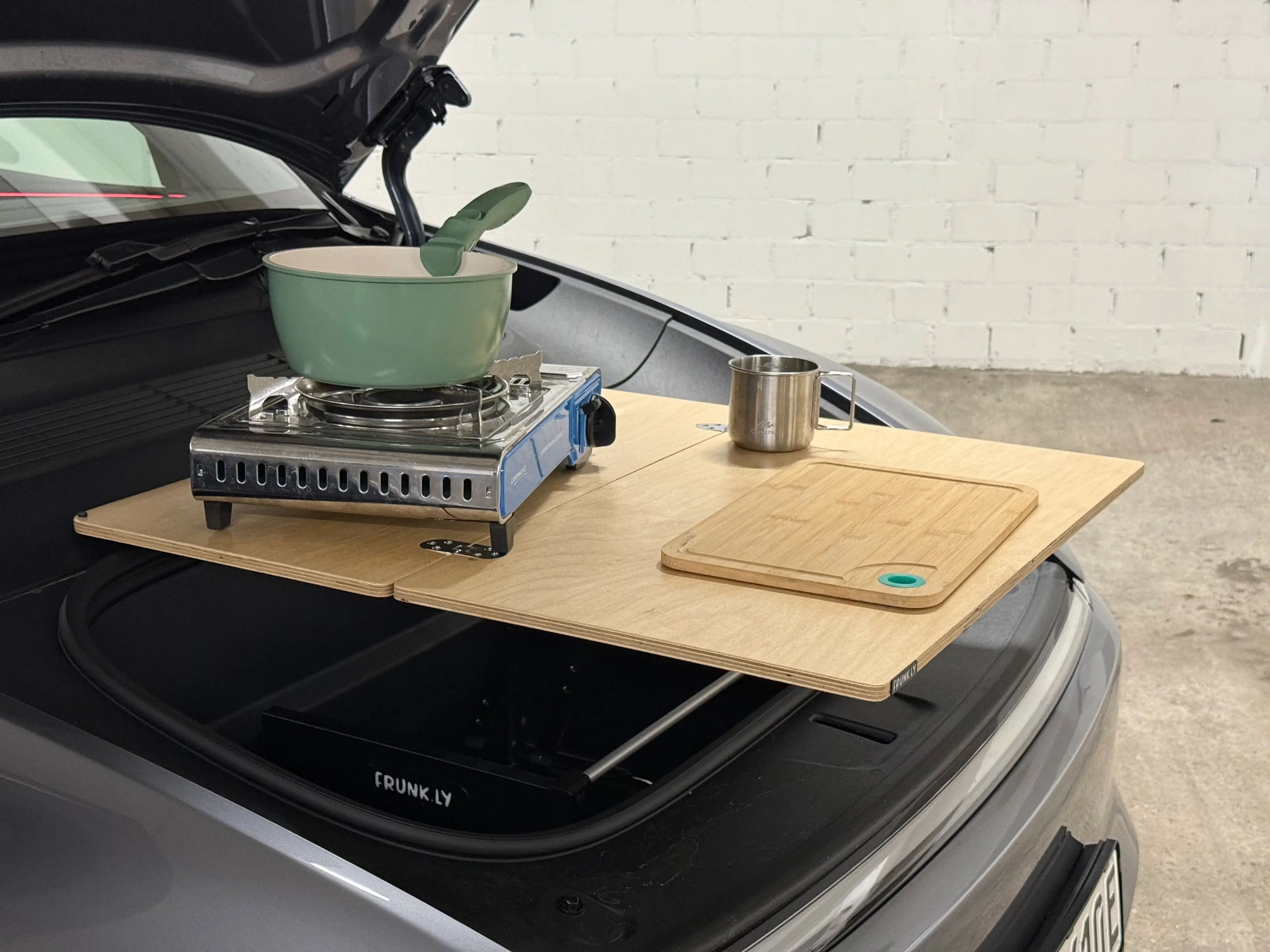 Camping-Setup mit Kocher